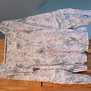 Lauren Conrad light blouse size large